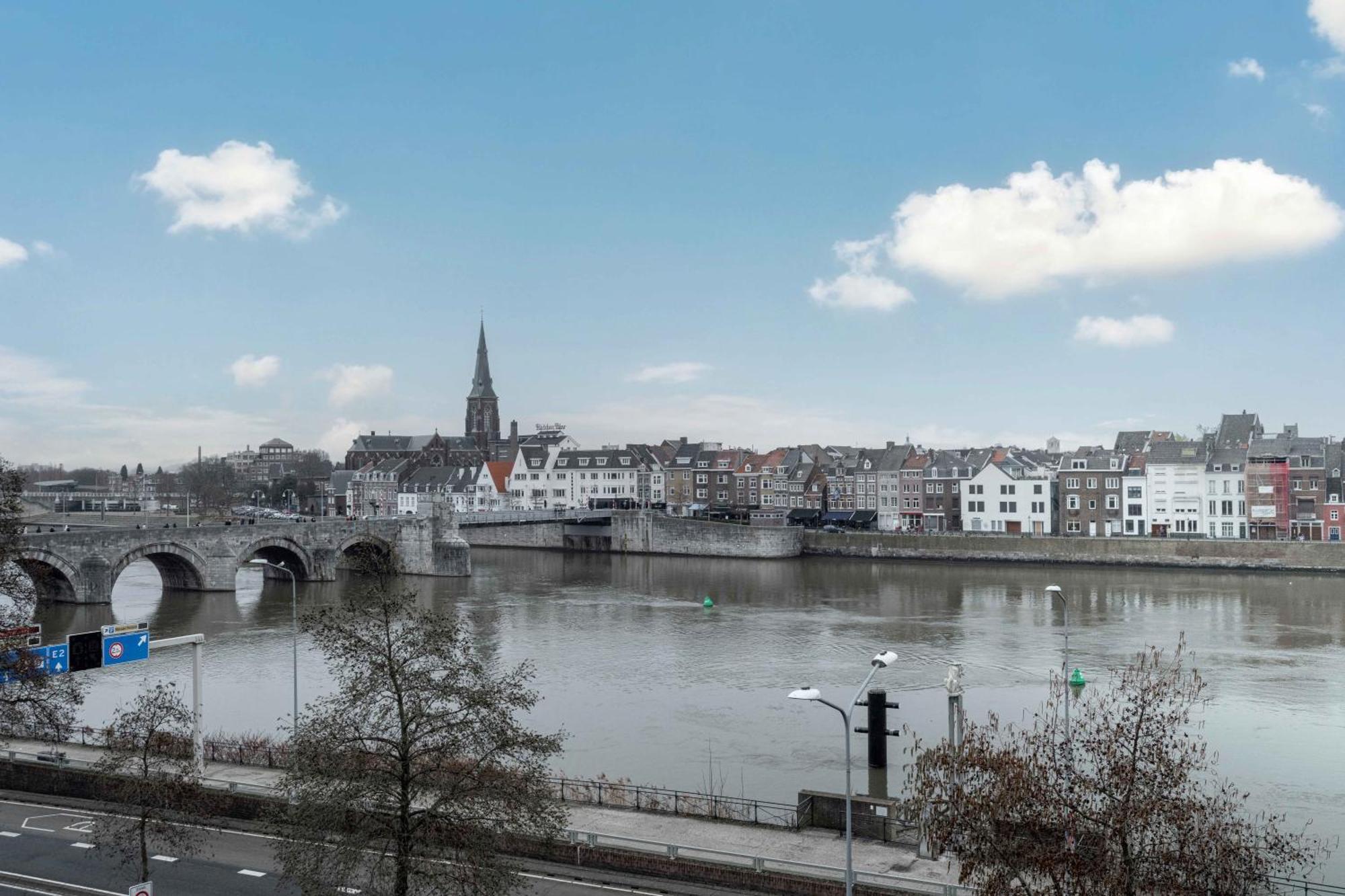 Easyhotel Maastricht City Centre Exterior photo